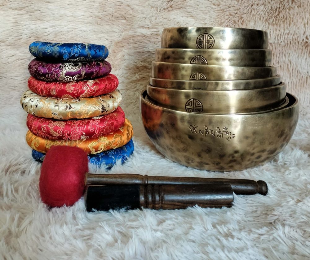 7 Chakra Singing Bowls Set- Full Moon Meditation Bowls