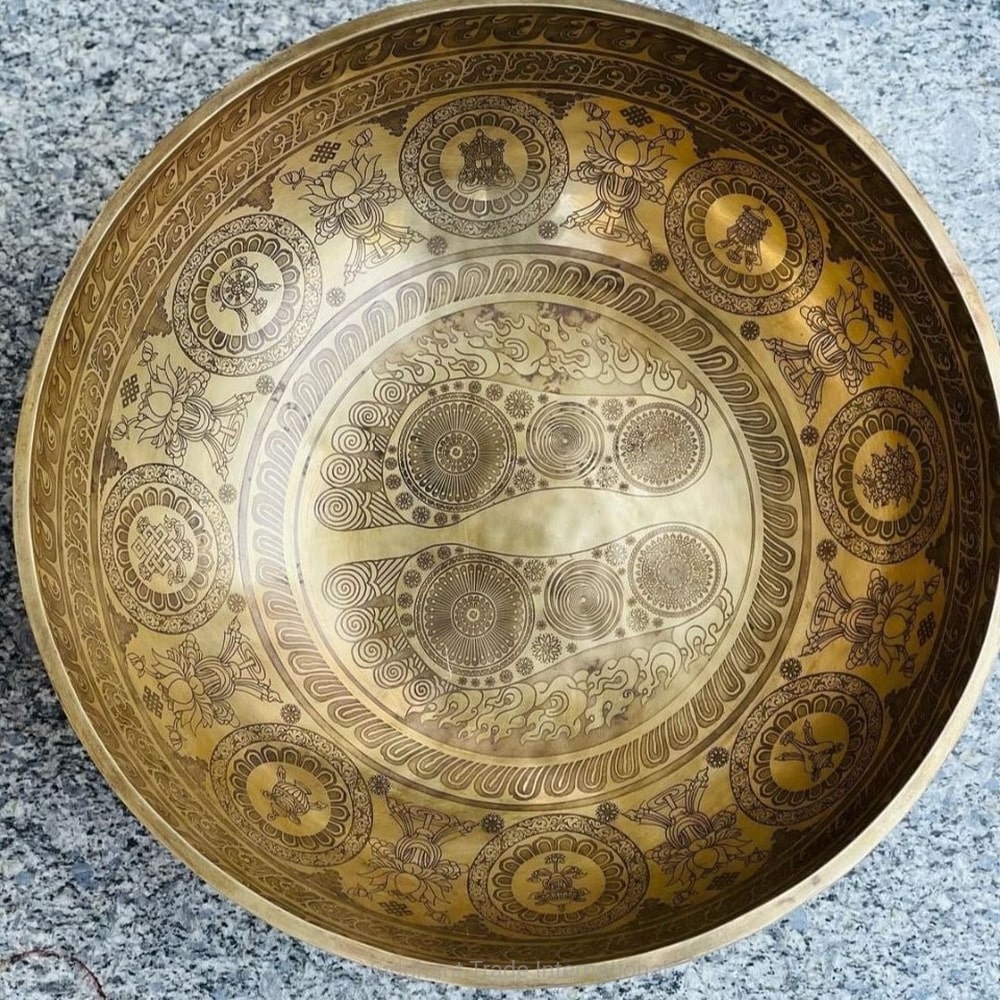 Large 50cm Standing Foot Print | Tibetan Singing Bowl